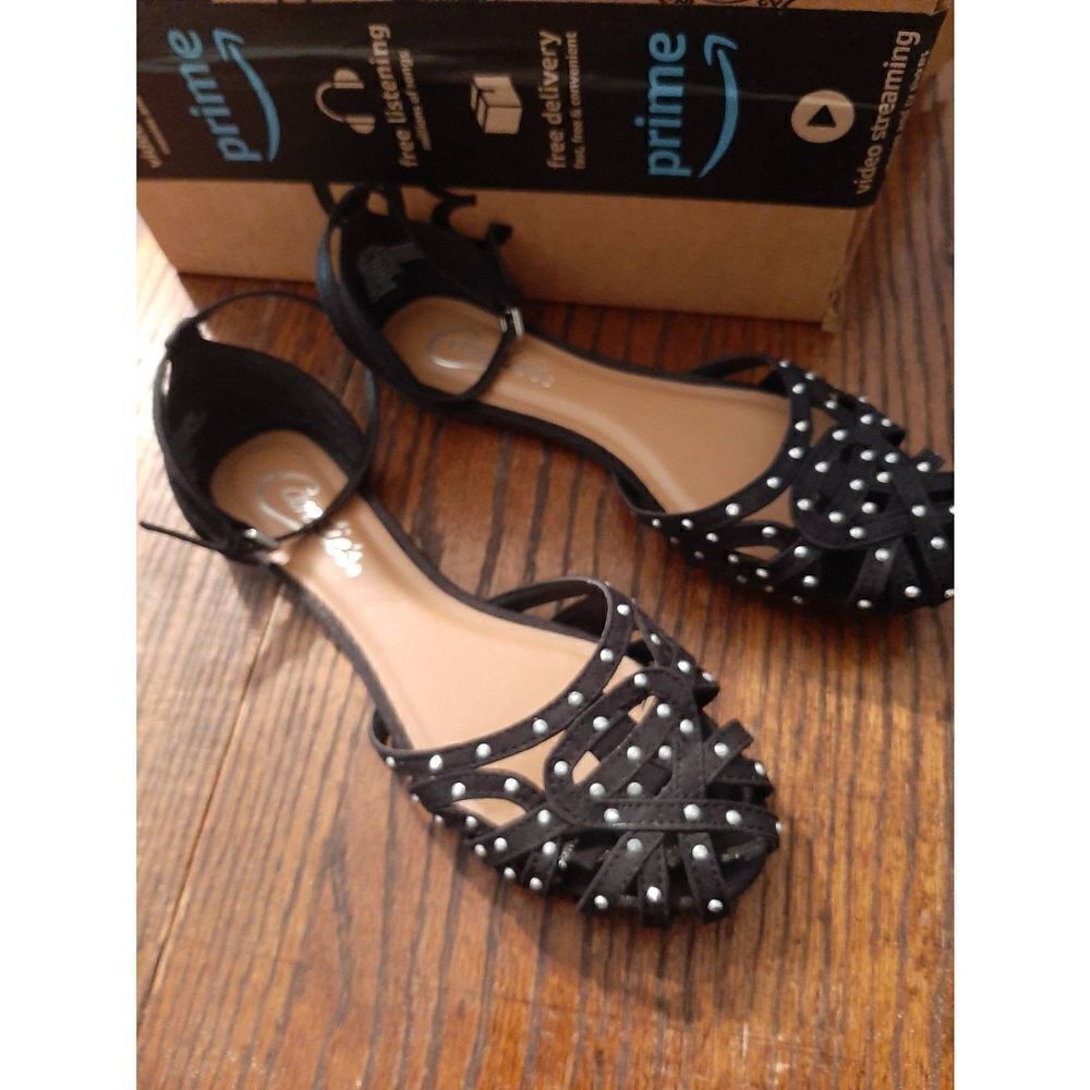 Size 6M Candies Ankle Strap Black Embellished Caspencer Flat Sandals Shoes